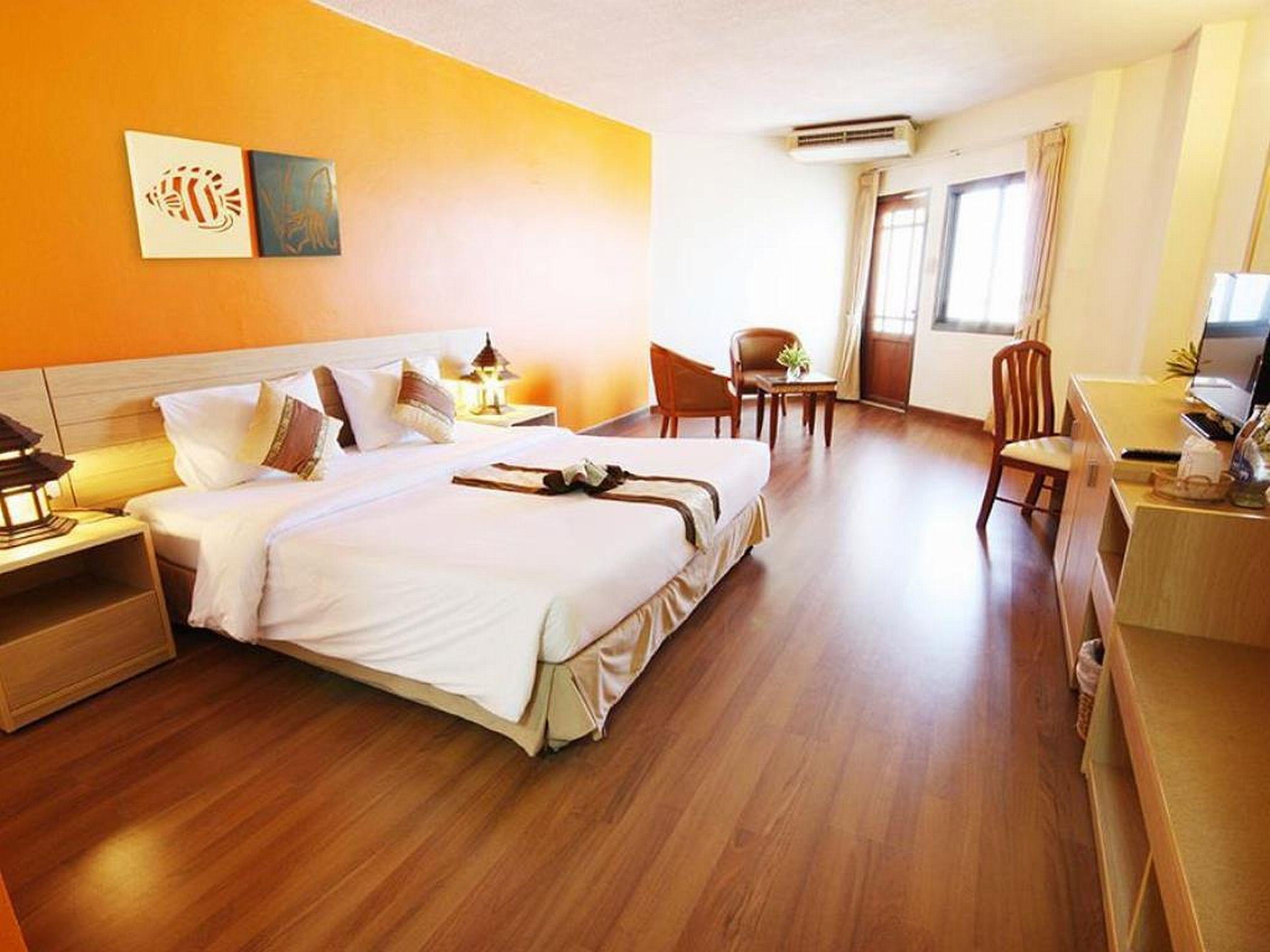 Golden Beach Cha-Am Hotel Exterior foto