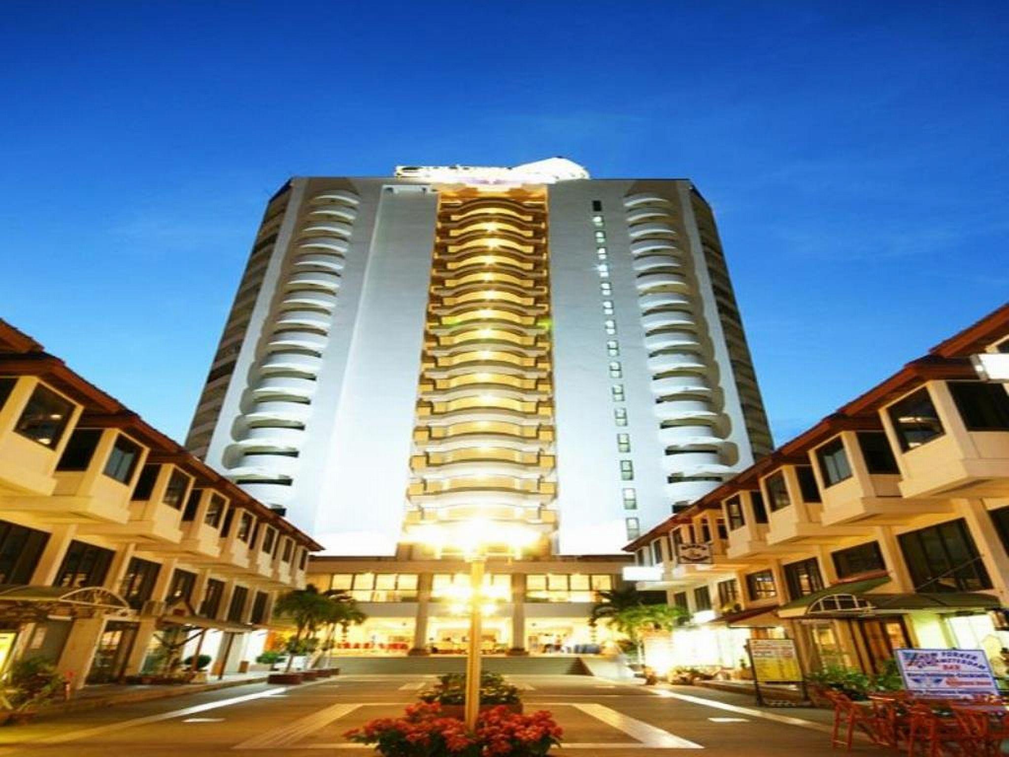 Golden Beach Cha-Am Hotel Exterior foto